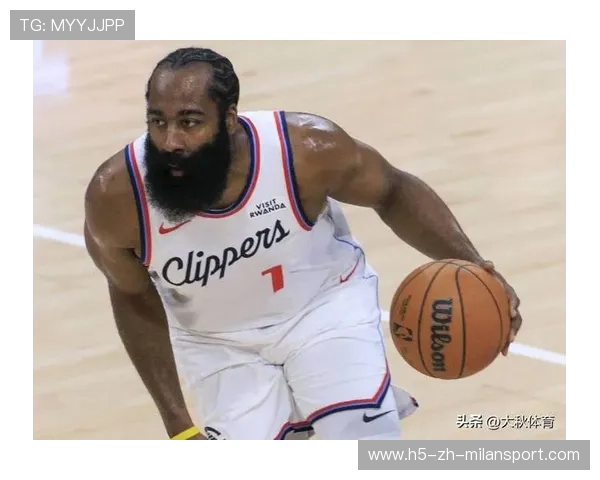哈登站在中圈，洛杉矶快船开始控表